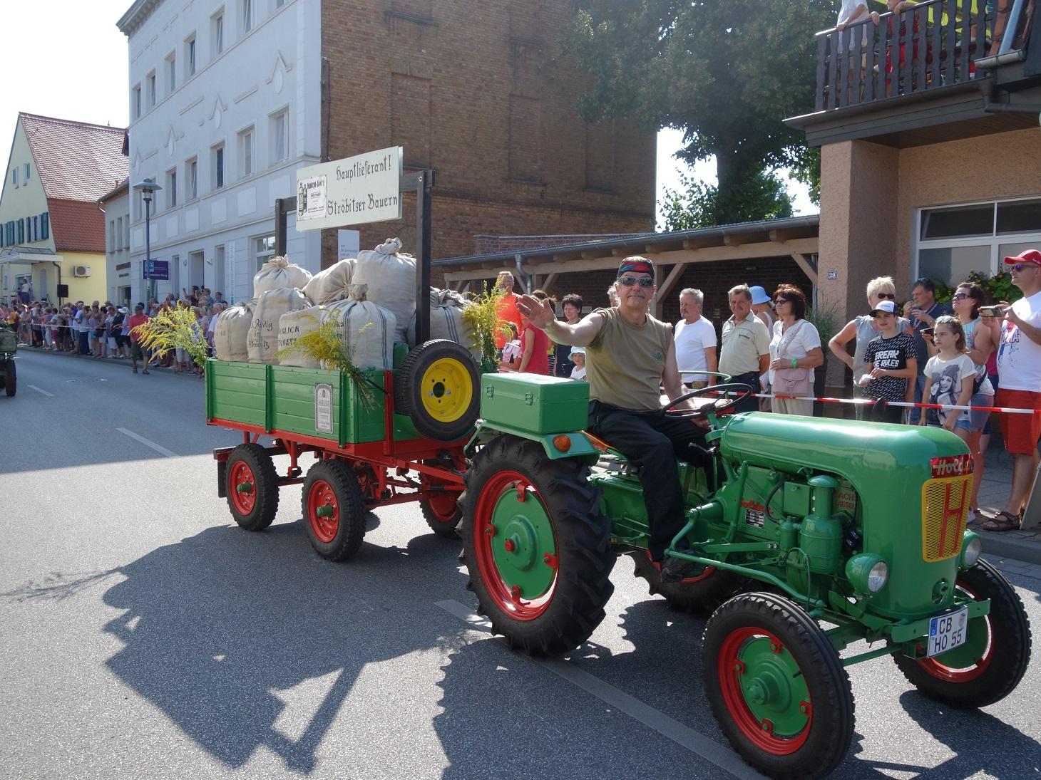 Foto des Albums: Ströbitzer Landleben beim 27. Heimat- und Trachtenfest in Burg (Spreewald)